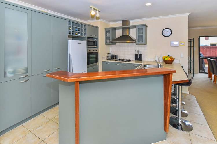 16 Greta Banks Place Wattle Downs_5