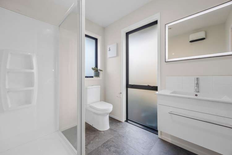 5 Earl Way Amberley_8