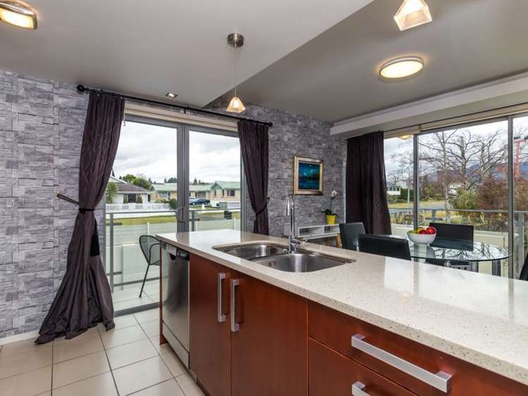 18/101 Roberts Street Taupo_2