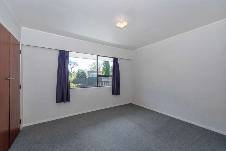 11 Frost Place Pukete_5