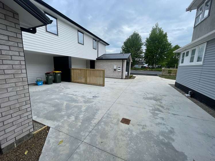 2/3 Clarkin Road Fairfield_5