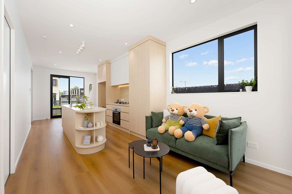 6 Sails Road_5