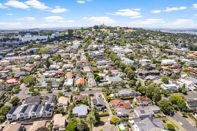 5/7 Goldsmith Road Epsom_17