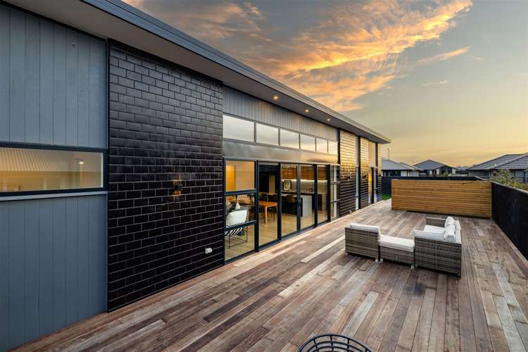 5 Florence Drive Lincoln_22