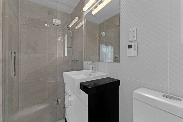 3 Bottega Close Flat Bush_19