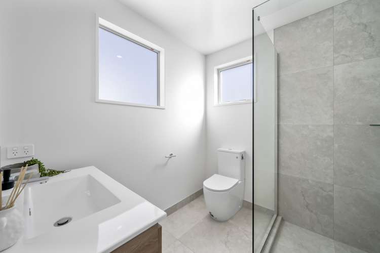 2-3/36 Evesham Crescent Spreydon_11