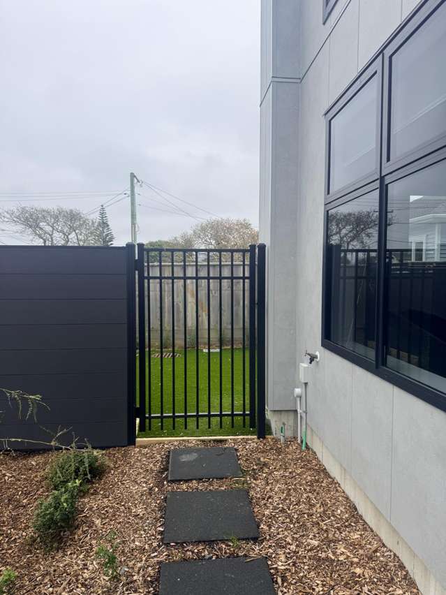 1/43 Porutu Street Fairfield_1
