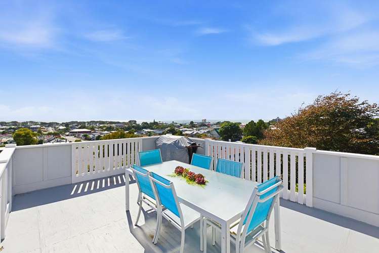 72 Morley Street New Plymouth Central_24