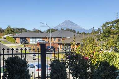 39A Ainslee Street_1