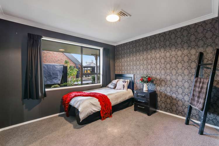 44 Tulip Drive Cambridge_8