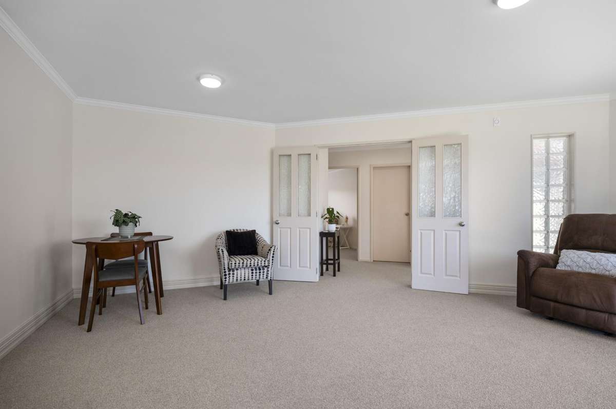 7/42 Pemberton Crescent_1