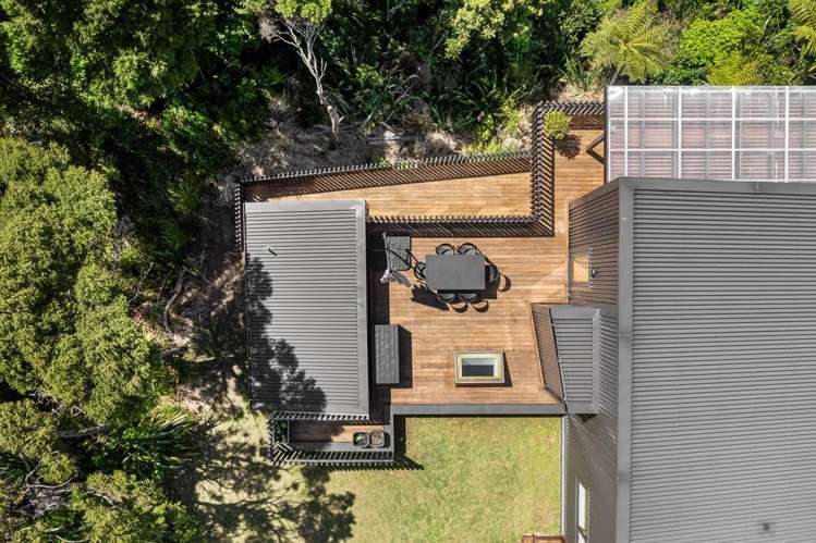 23 Log Race Road Piha_23