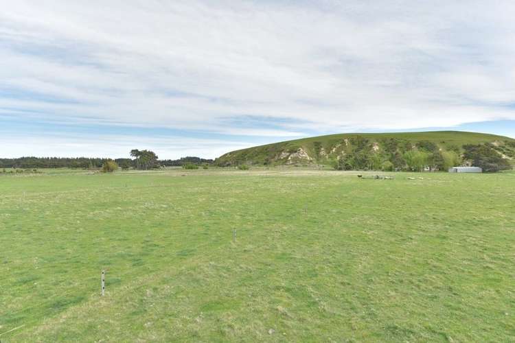 1636 Christchurch Akaroa Road Gebbies Valley_20