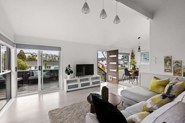 2/30a Glenvar Road Torbay_3