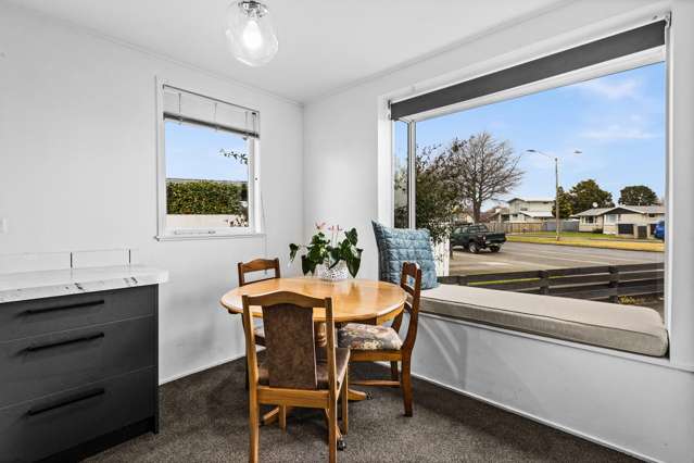 166 Flaxmere Avenue Flaxmere_4