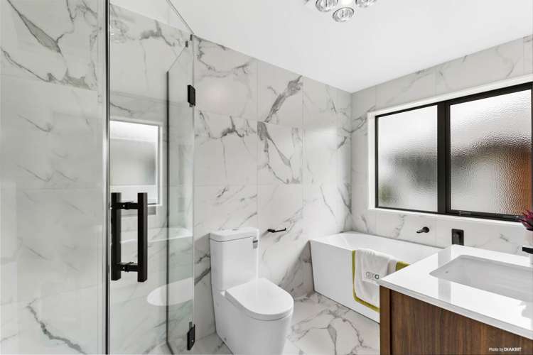 10 Irving Place Hobsonville_9