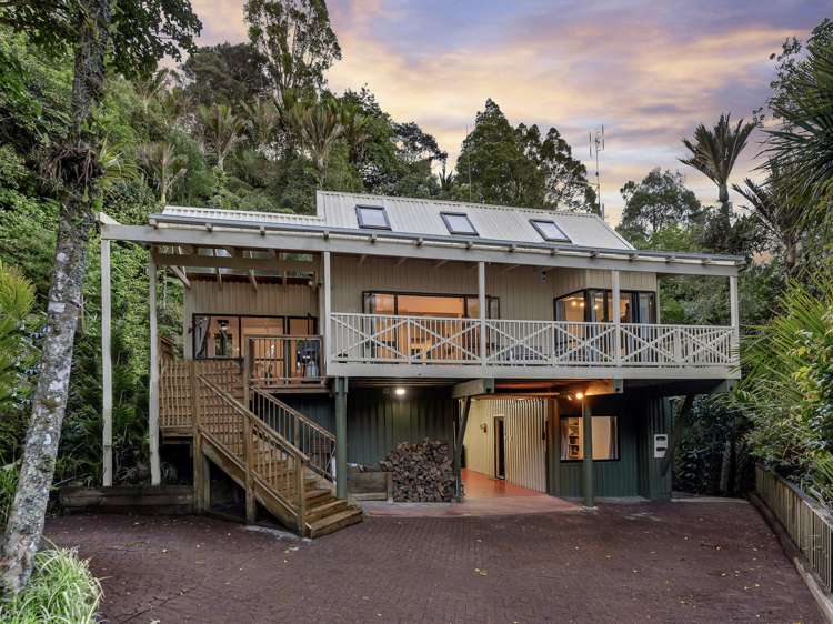 576C South Titirangi Road_0