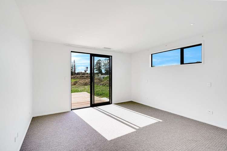 179 Webster Road 1103_4