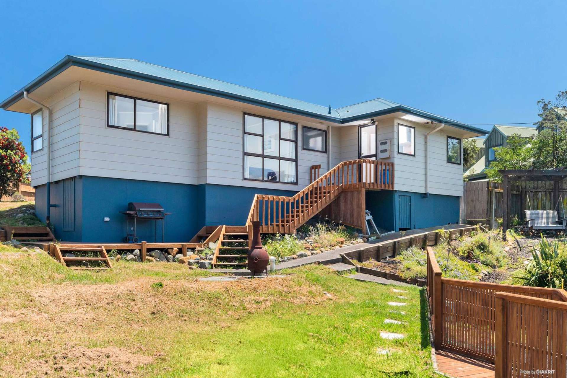 2 Ocean View Road Port Waikato_0