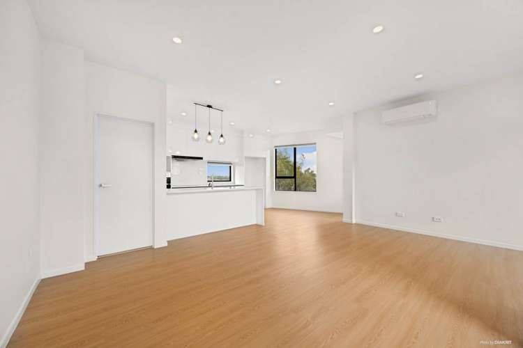 LOT 1, 24 Tomintoul Place Highland Park_9