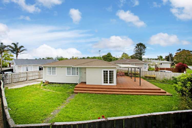 1/1 Cooper Place Papakura_11