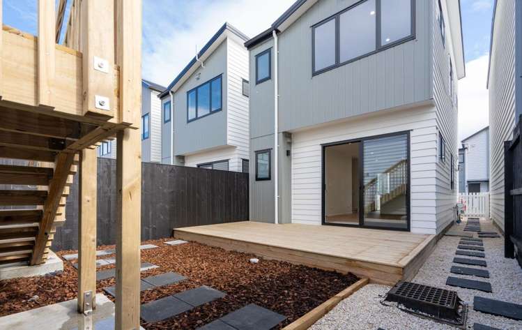 32 Whare Kauri Road Papakura_4