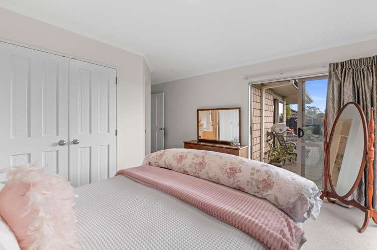 16a Basley Road Owhata_13