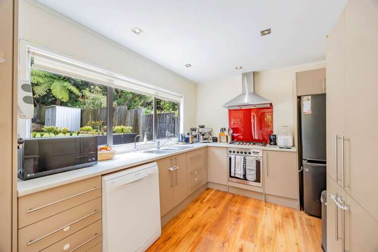 1/11 Branston Avenue Browns Bay_8