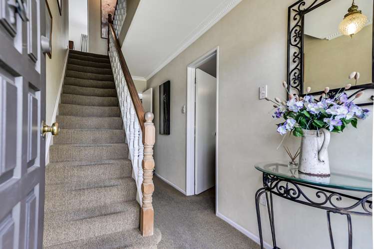 43 Chedworth Avenue Chedworth_17