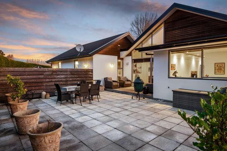 569 Johns Road Harewood_21