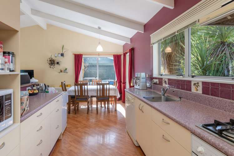 8 Silverbirch Grove The Brook_7