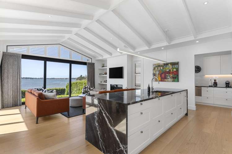 76 Bramley Drive Farm Cove_19