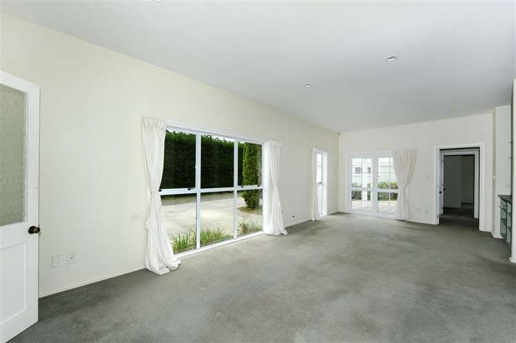 1320 West Coast Road West Melton_6