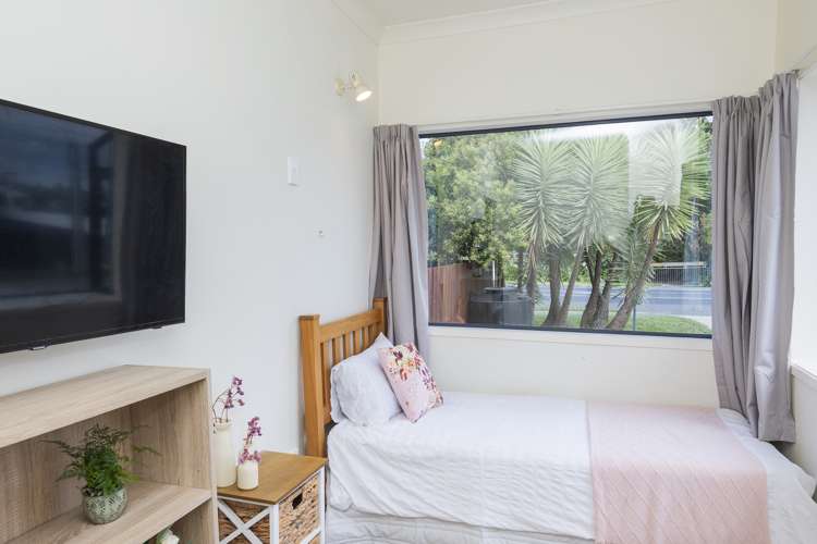 445 Nelson Road Riverdale_15