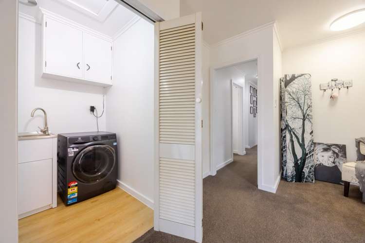 86 Wycliffe Street Onekawa_7