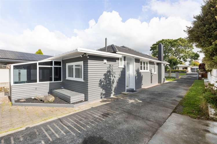 15 Livingstone Avenue Nawton_16