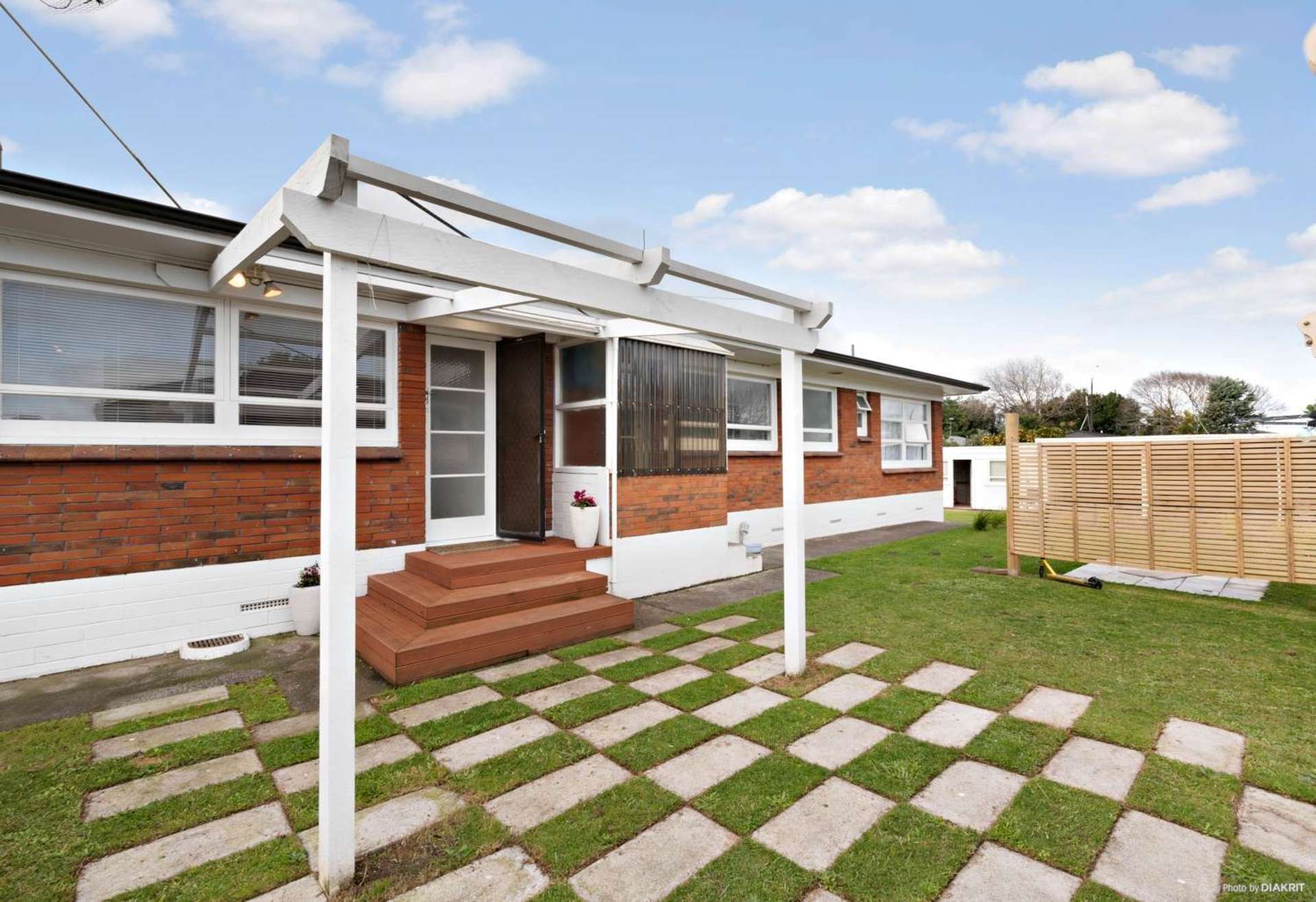 2/9 Onslow Road Papakura_0