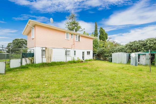 5 Hurley Place Kelston_3