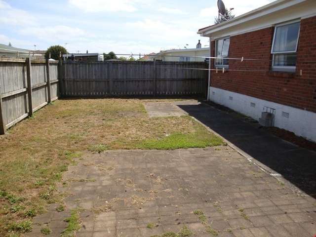 121 Old Wairoa Road Papakura_2