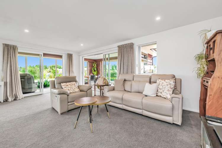 56 Verdeco Boulevard Lincoln_16