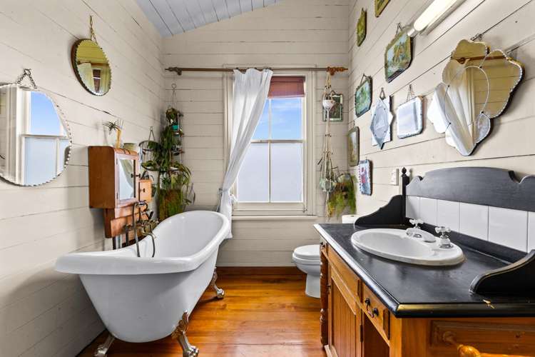 18 Lee Road Taradale_17