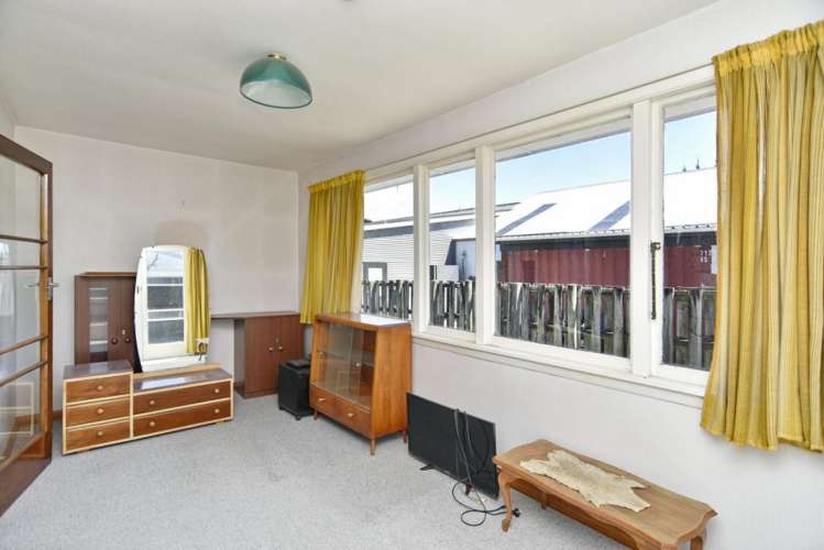 5678 West Coast Road Springfield_11