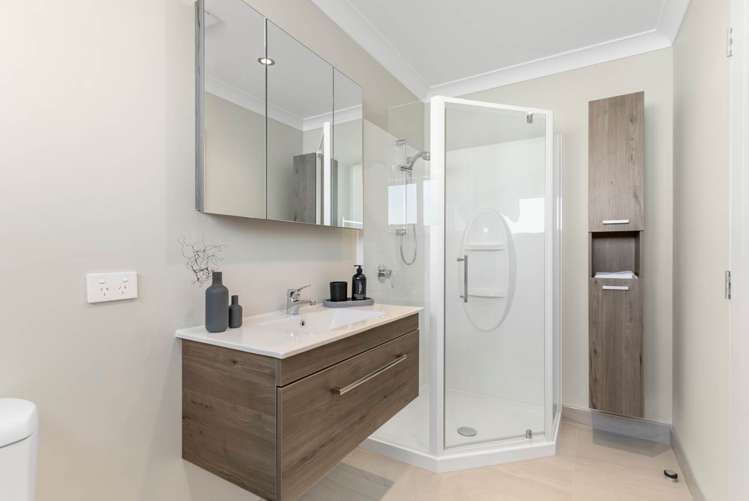 89 Sarsfield Street Herne Bay_35