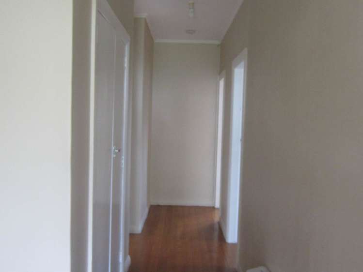 42 Parker Avenue New Lynn_16