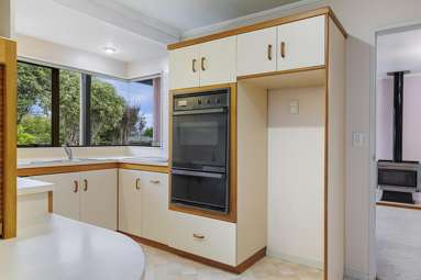 85 Rifle Range Road_3