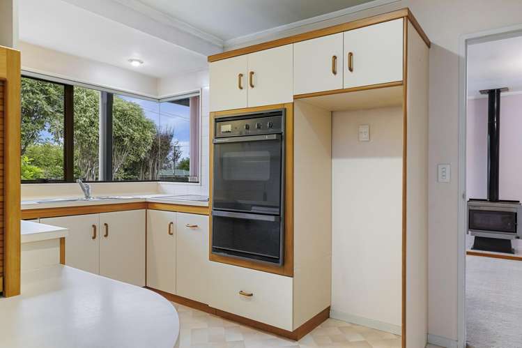 85 Rifle Range Road Central_3