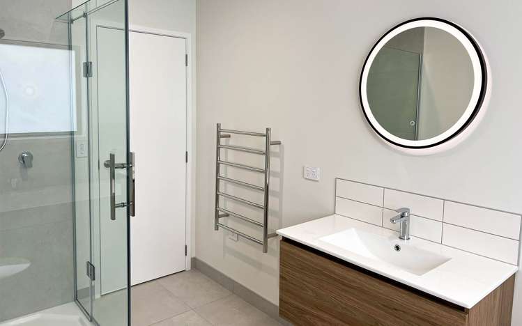 11 Ti Tree Lane Stanmore Bay_13