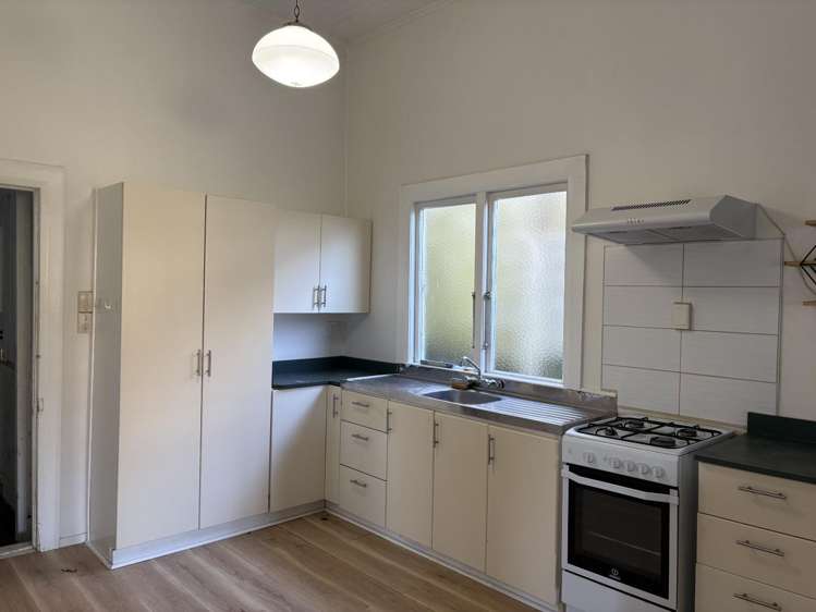 8 Riverside Road 1190_3