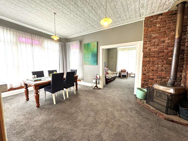 64 James Street Balclutha_4