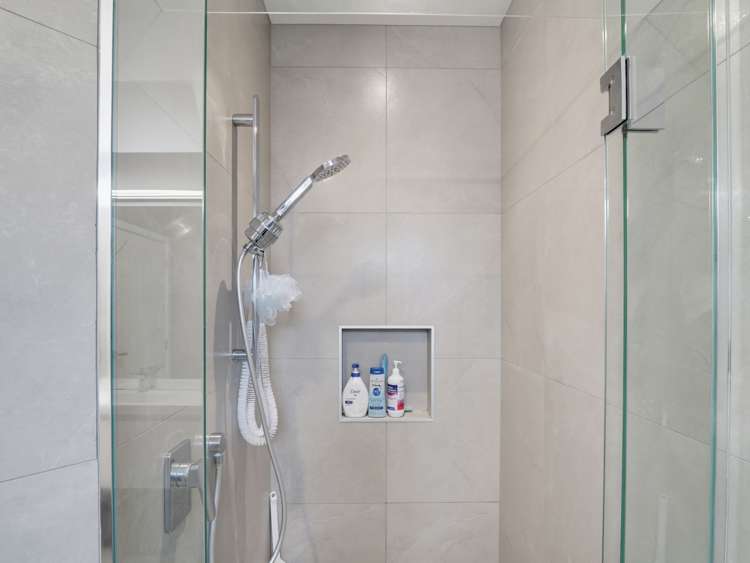 37 Daniel Place Kelvin Grove_24